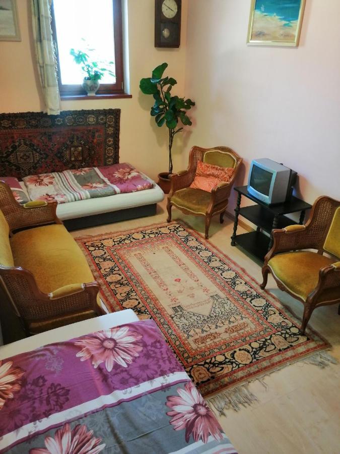 Vízaknai Apartmanház Székesfehérvár Kültér fotó